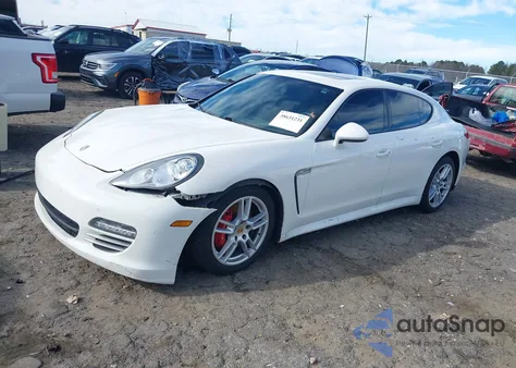2011 Porsche Panamera 4 из США, поврежденный, VIN WP0AA2A72BL021930